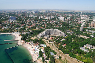 5 квітня 2012, 8:27 Переглядів:   Величезні шматки землі на узбережжі Одеси або в оренді, або продані