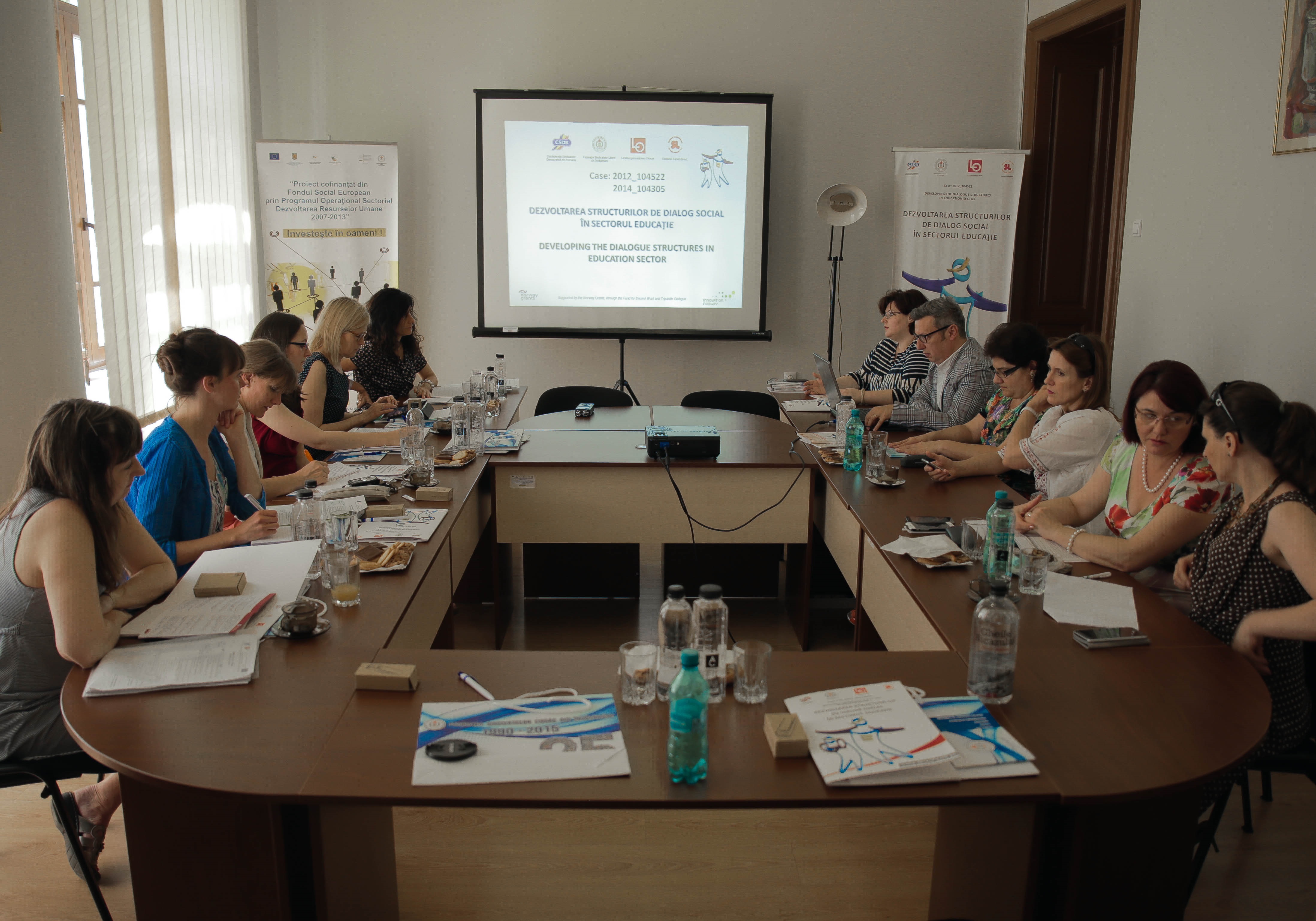 Перший візит експертів в Бухарест (Румунія) проходив з 19 по 22 травня і був організований, головним чином, членською організацією ETUCE, Fédération des Syndicats Libres de l'Enseignement (FSLE)